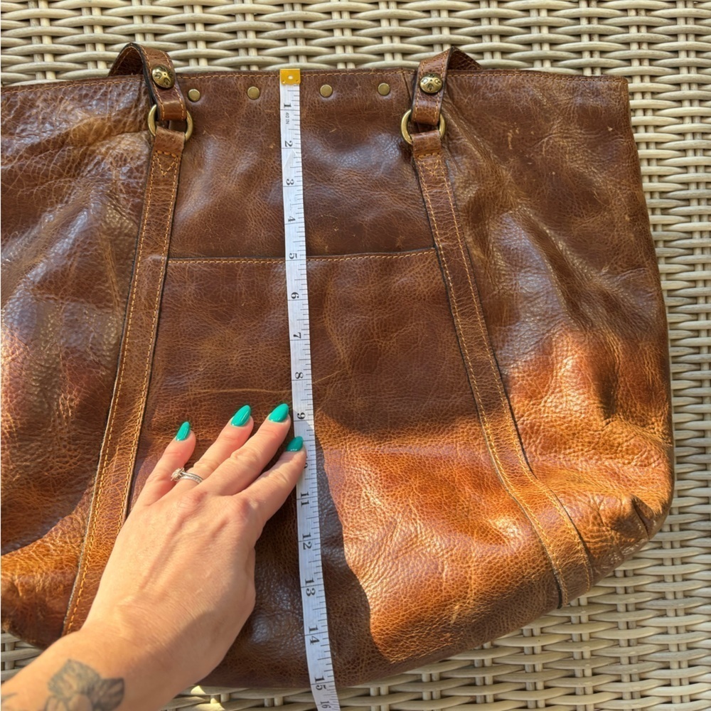 Patricia Nash 100% Full Grain Leather Benvenuto Tote - Picture 12 of 13